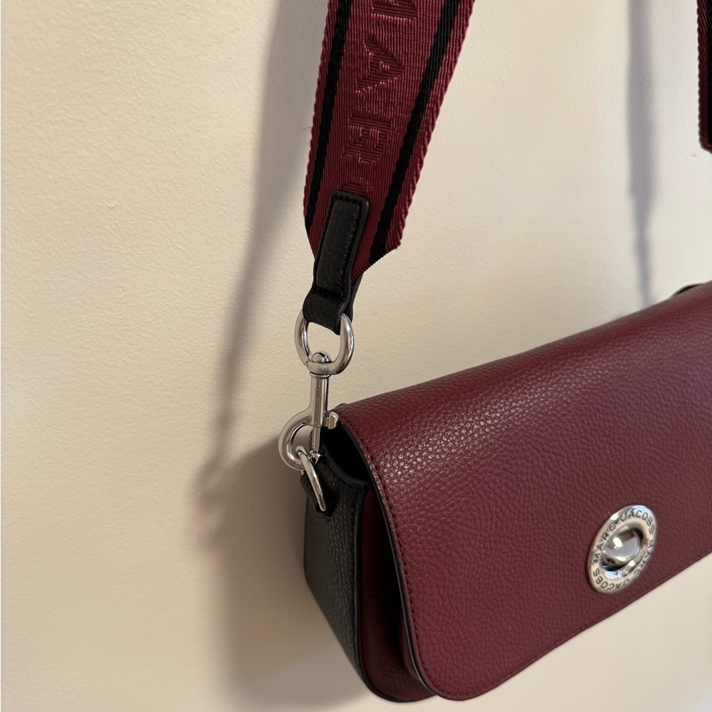 Marc Jacobs burgundy Crossbody - Picture 8 of 9